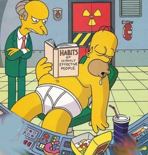 http://les-simpson.hypnoweb.net/photo/105/galerie/Homer_Dormant-roupti.jpg